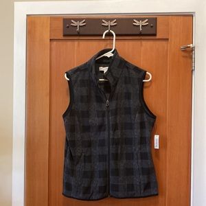 Amazon Essential Vest, Size Medium, new (2 colors available)